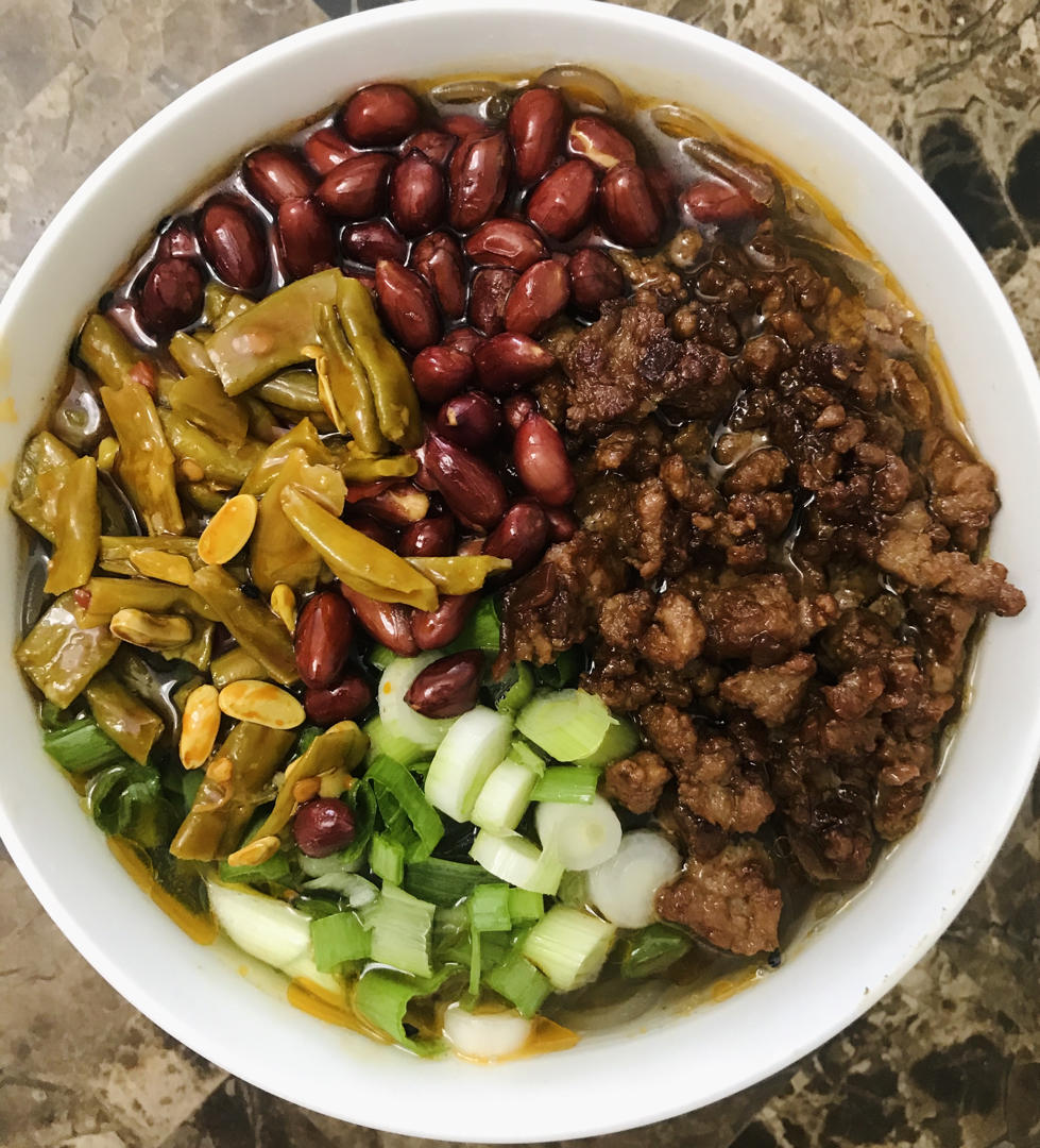 厨房小白都会的超级简单过瘾的酸辣粉