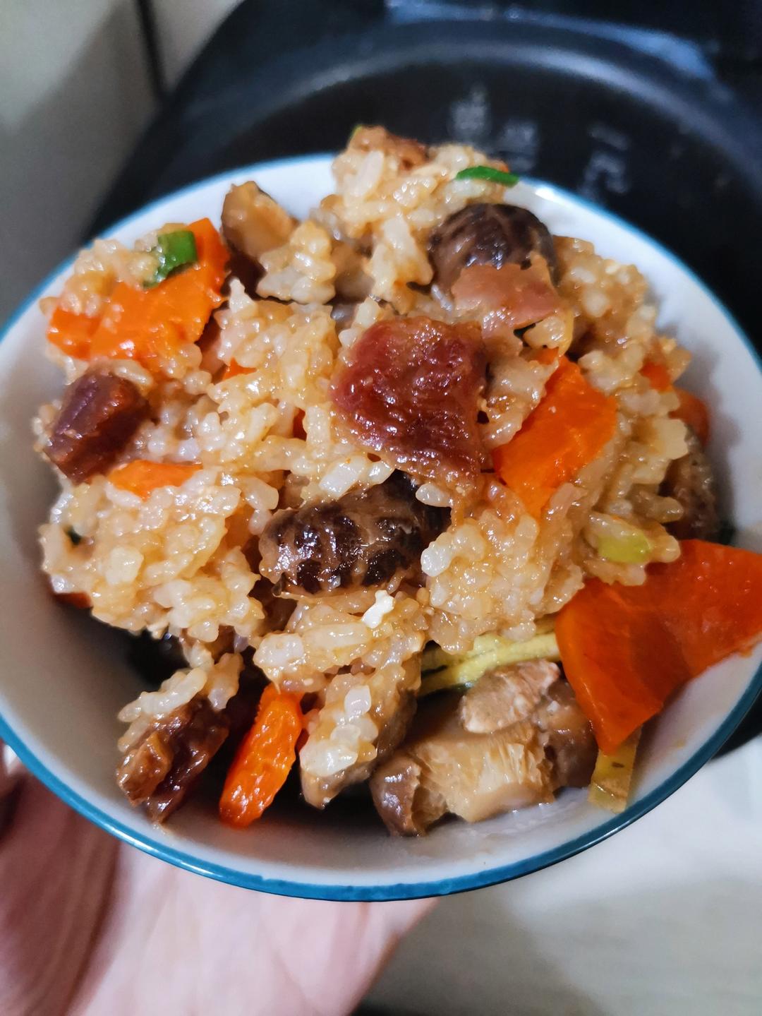 腊味煲仔饭电饭锅版不用出门排队啦