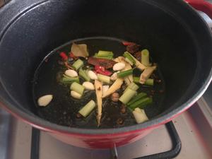 胡萝卜番茄土豆炖牛肉（冬日里的一锅乱炖）的做法 步骤5