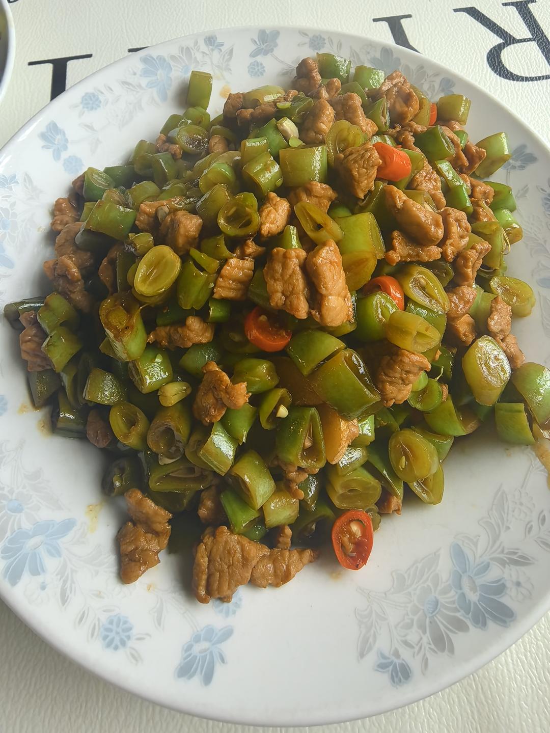 补钙神器——豆角炒肉！超下饭