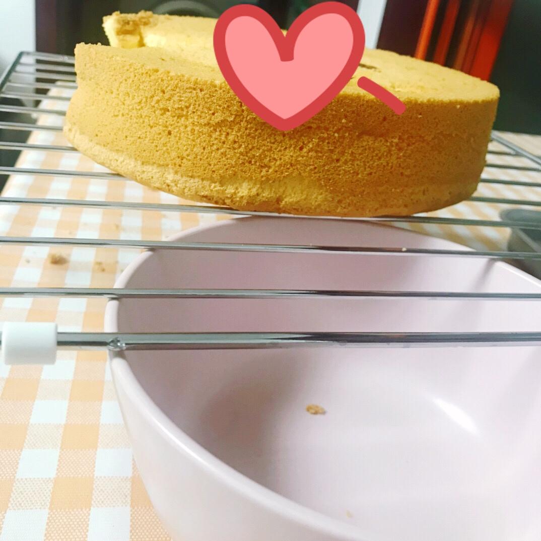 烤箱（电饭煲）通用8寸戚风蛋糕【步骤超详细】（超简单）