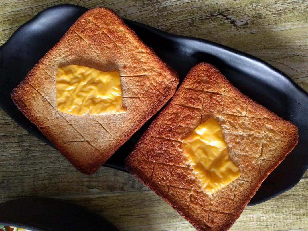 炼乳烤吐司
