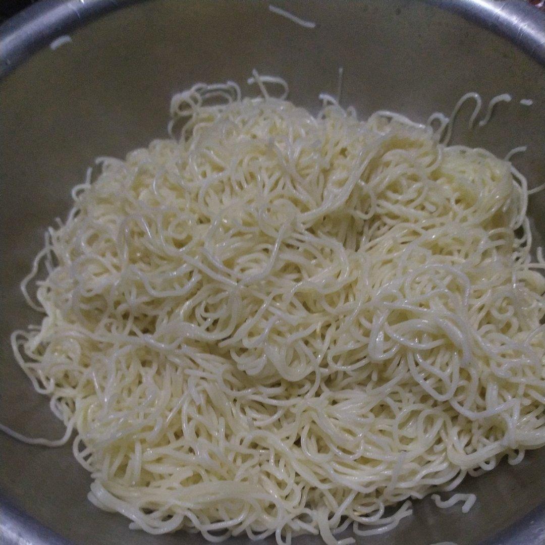 掸凉面（自制凉面）