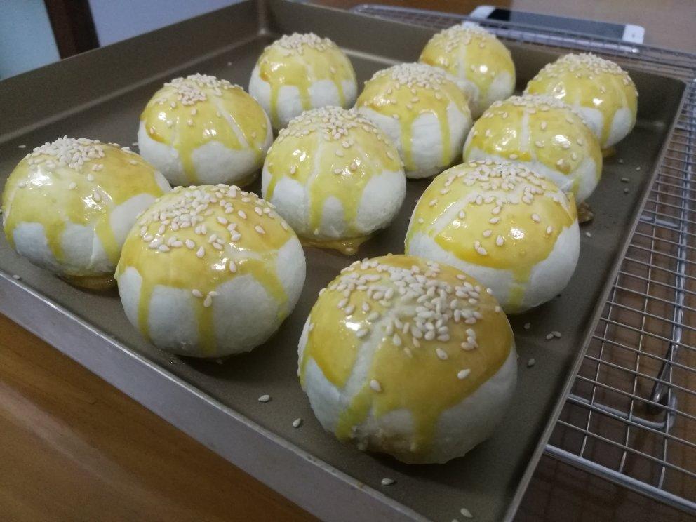 蛋黄酥