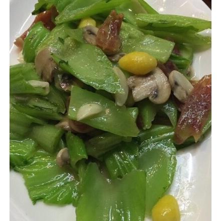 腊肠炒芥蓝