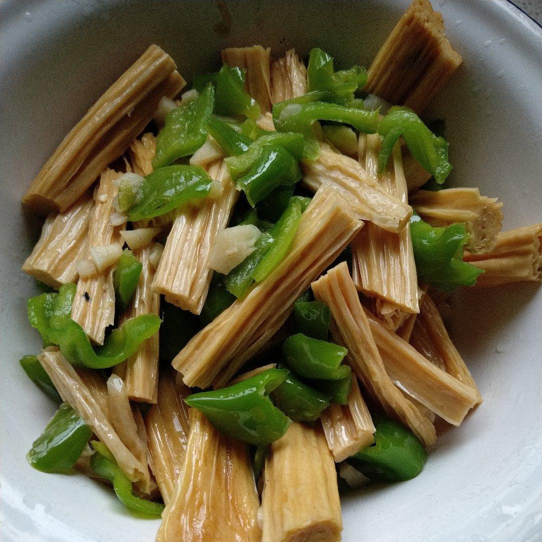 fullplanchezhuang做的青椒炒腐竹