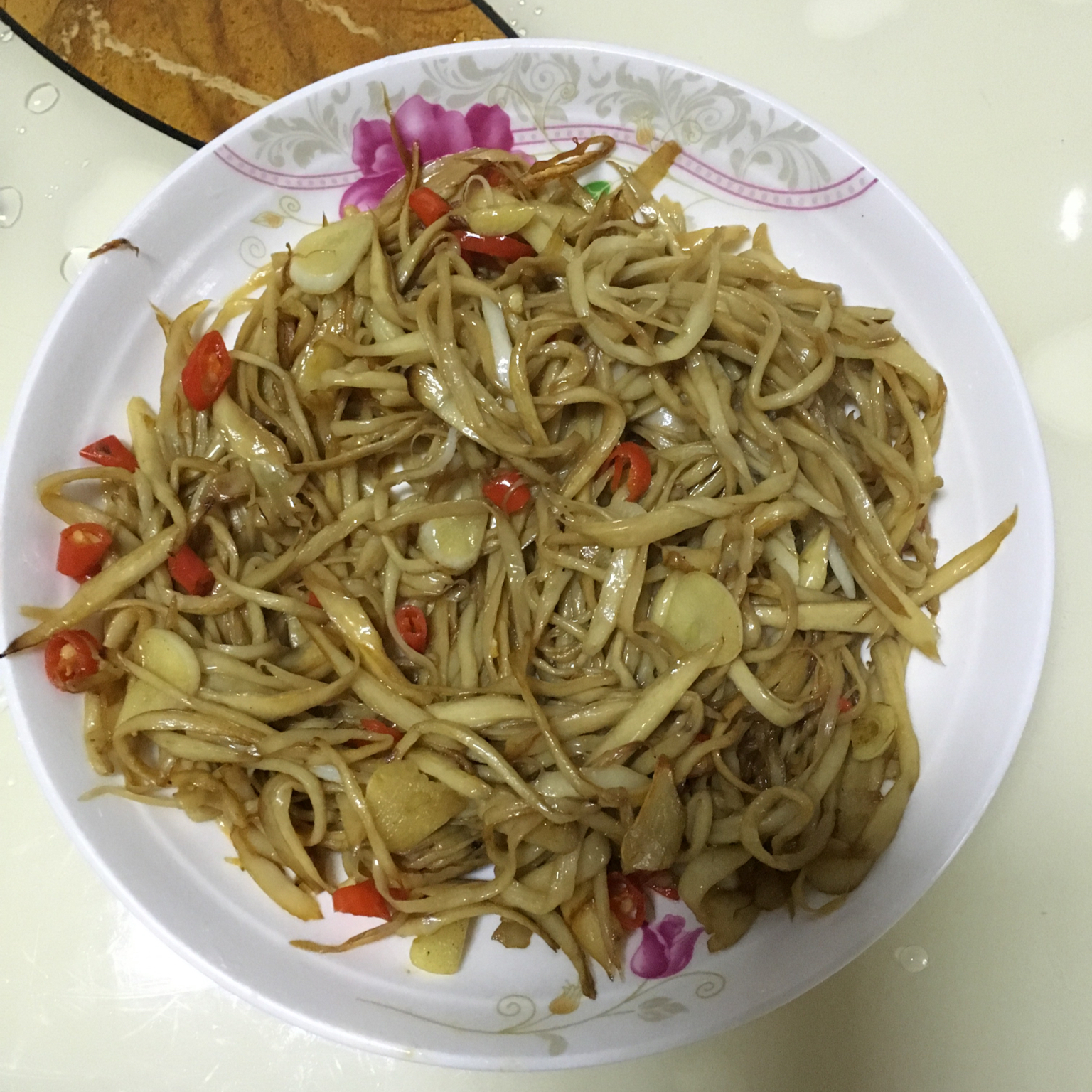 干煸手撕杏鲍菇