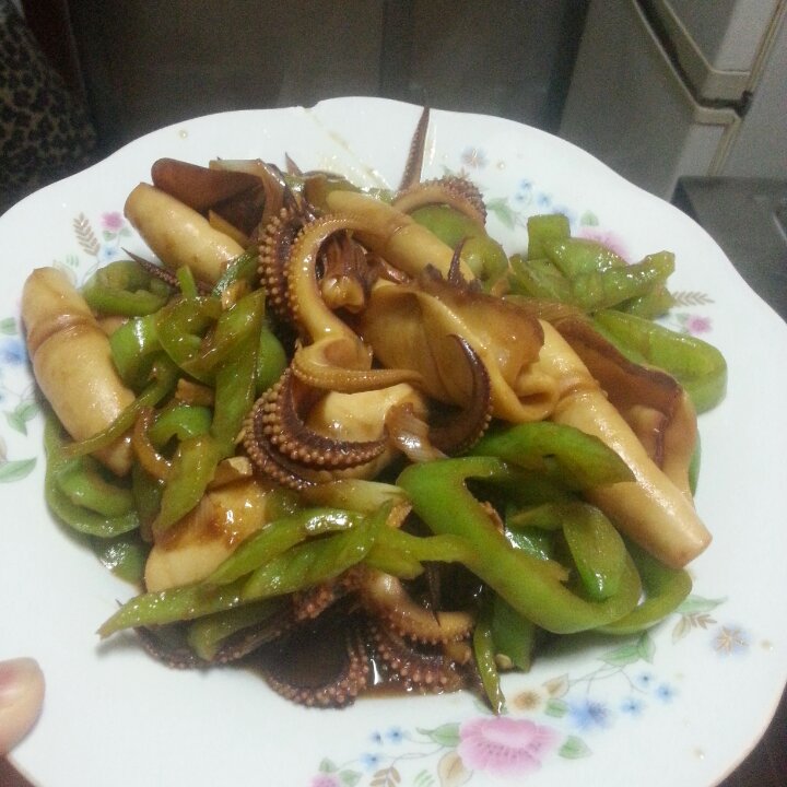 米小淘baby做的酱烧笔管鱼