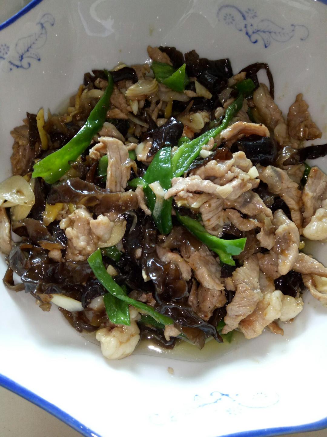 木耳炒肉
