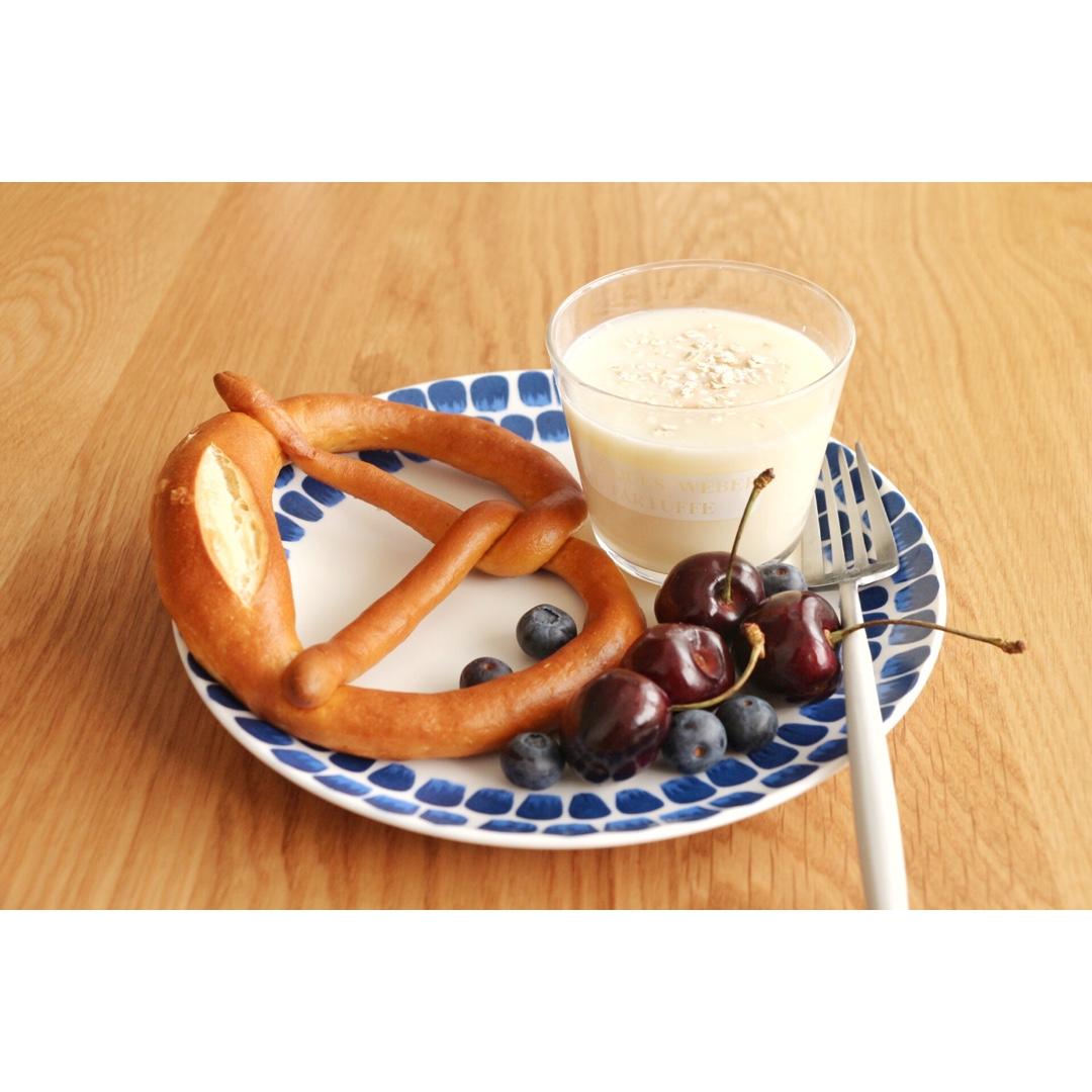 巴伐利亚碱水面包