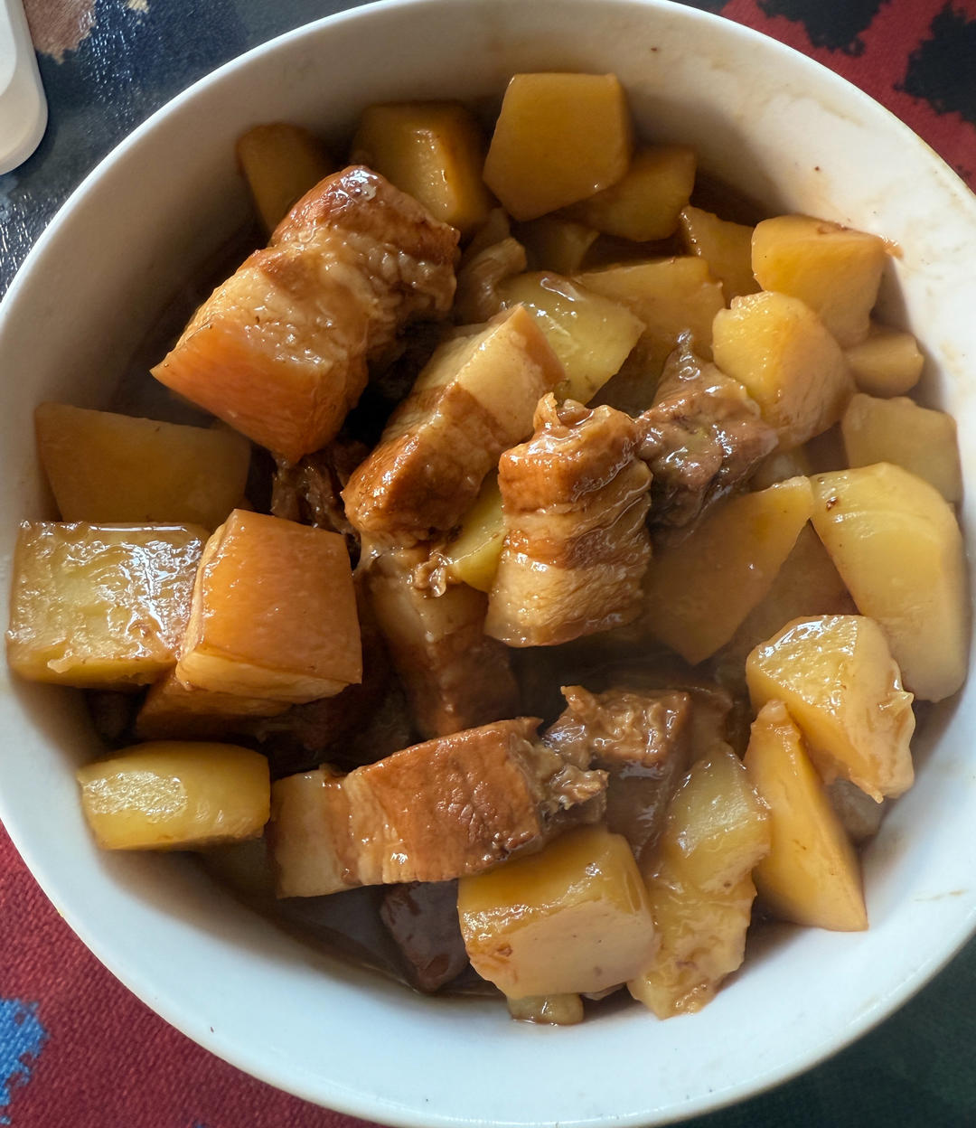 红烧肉炖土豆（丝毫不腻）