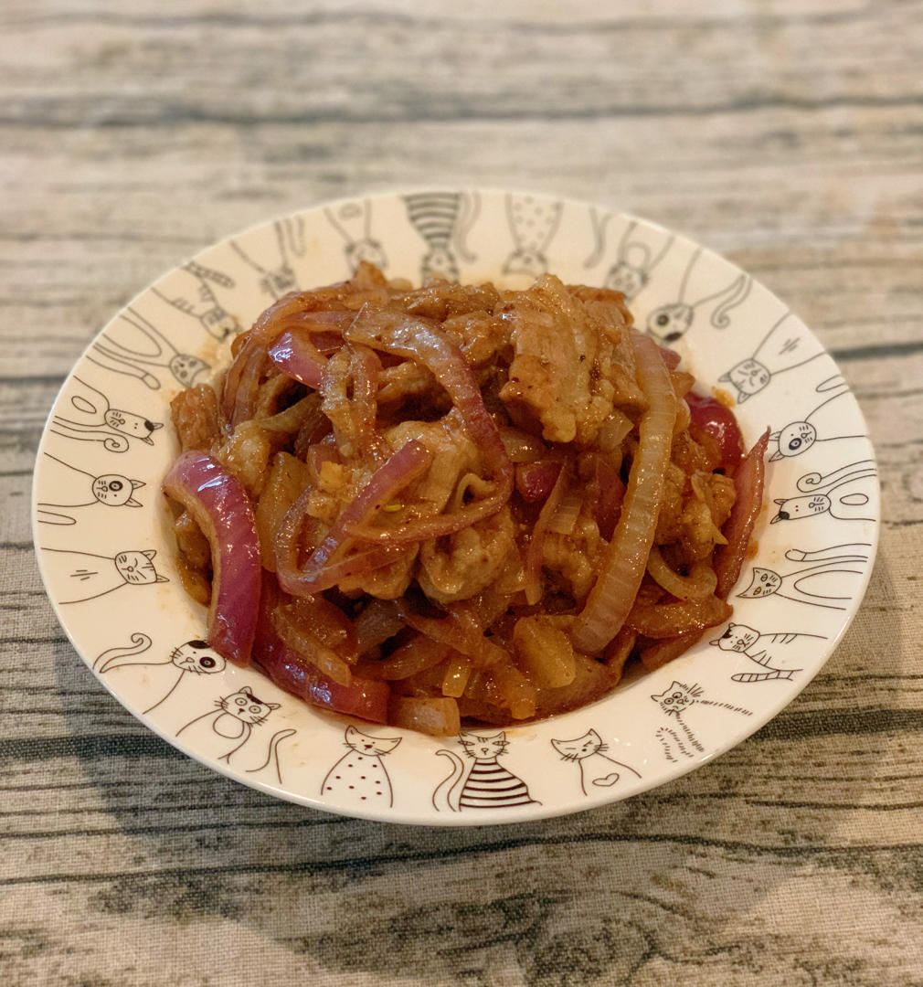 洋葱炒肉