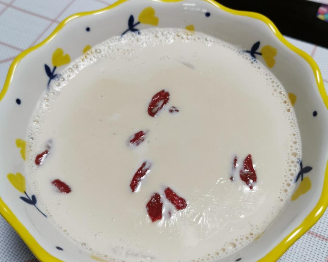 好喝的牛奶年糕汤的做法