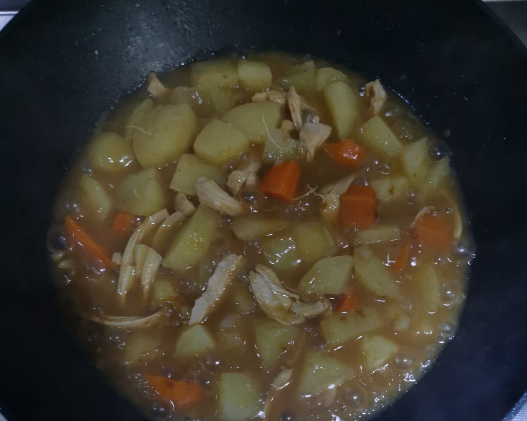 咖哩椰香鸡胸土豆的做法 步骤3