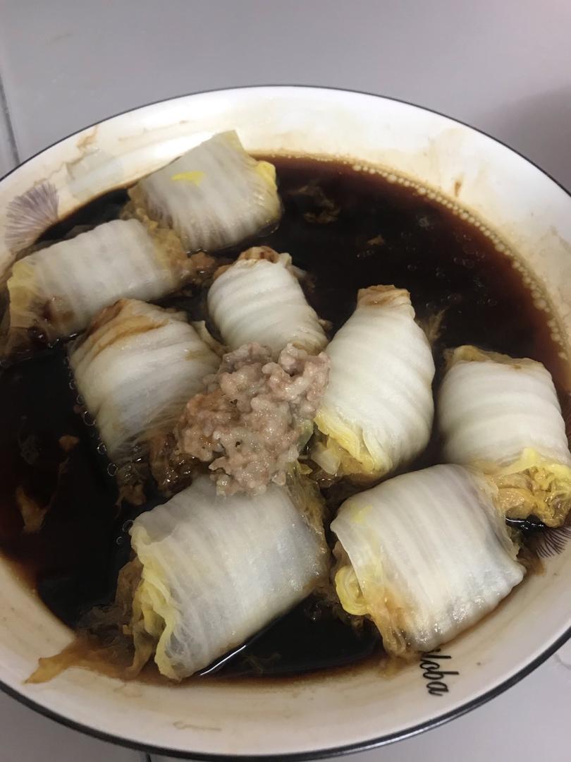 过年餐桌上必备的一道菜，翡翠白玉卷