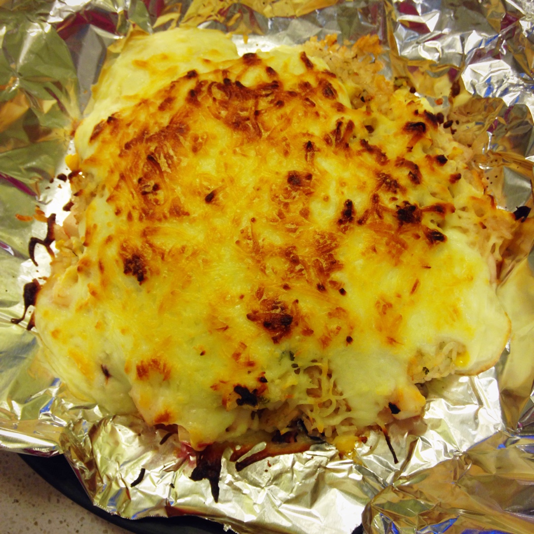 海鲜焗饭 Seafood Fried Rice with Cheesy Topping