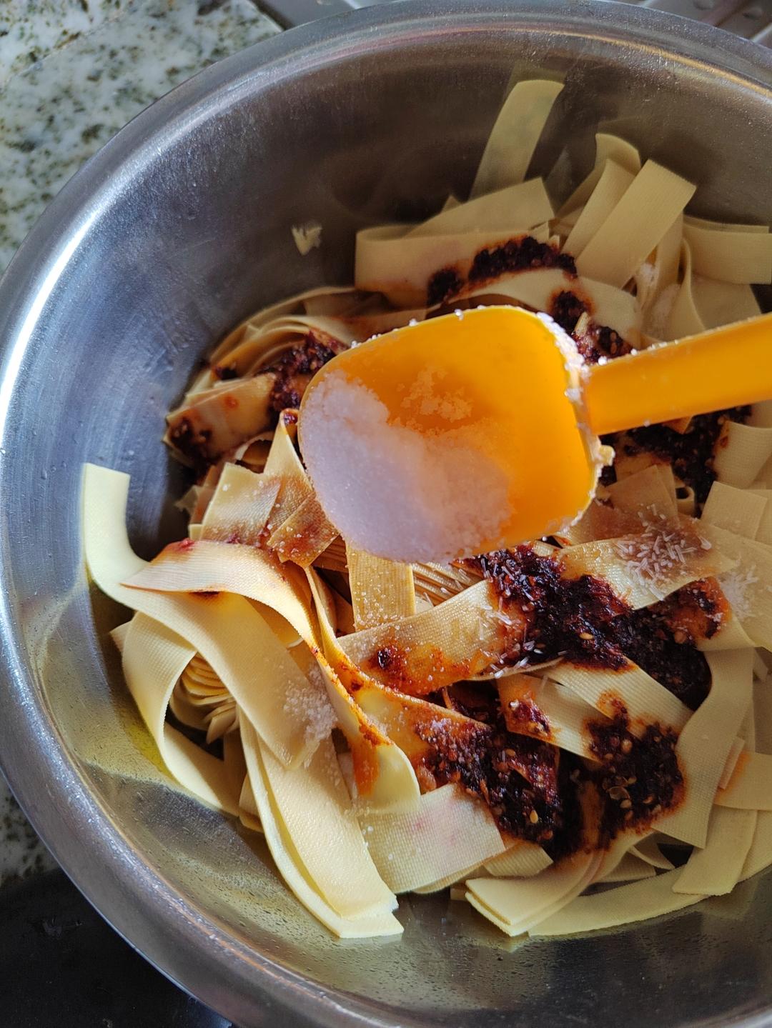 孜然干豆腐的做法 步骤3