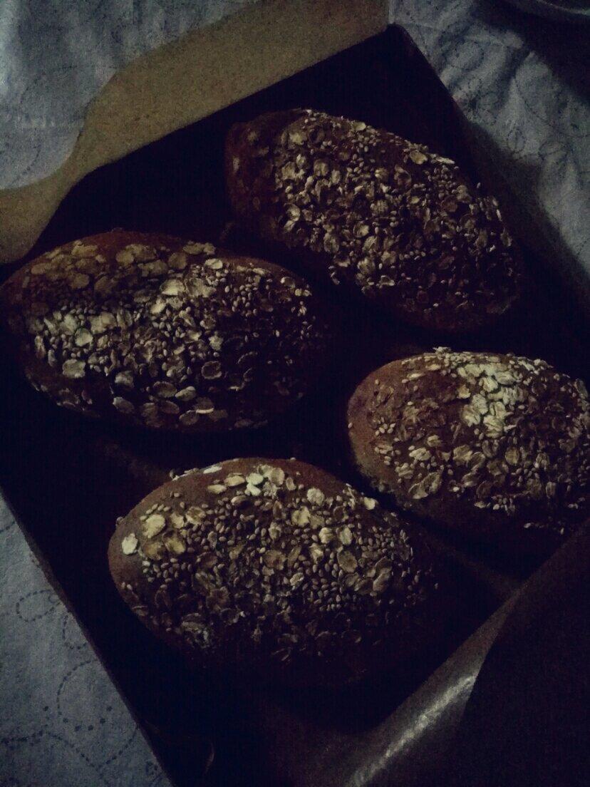 全麦杂粮乳酪面包