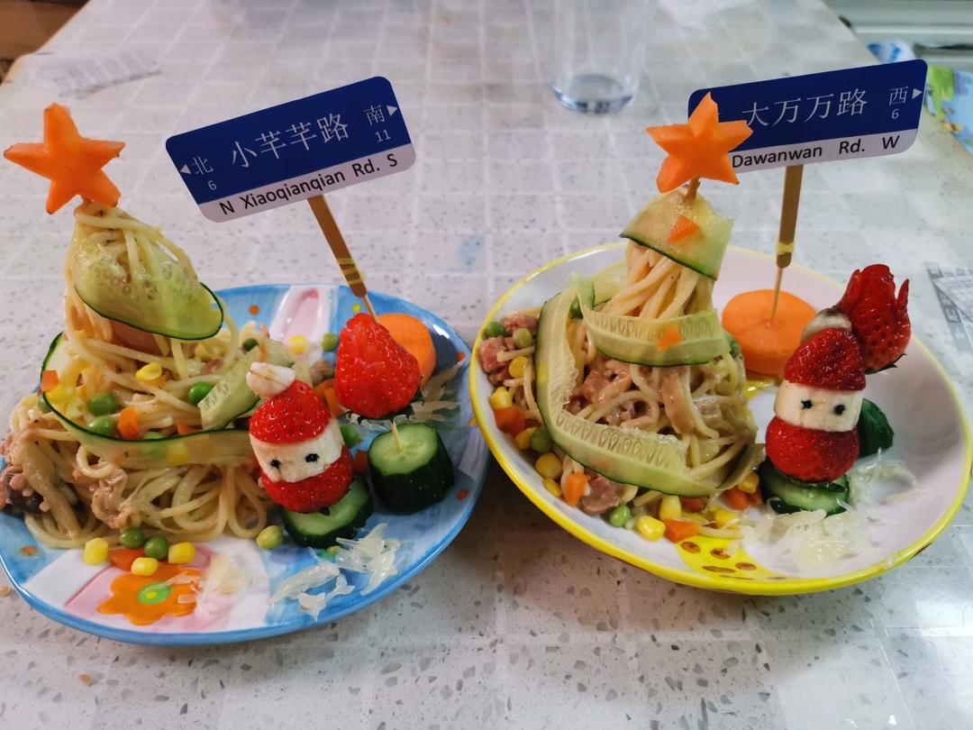圣诞早餐之手抓饼香肠吐司棉花糖