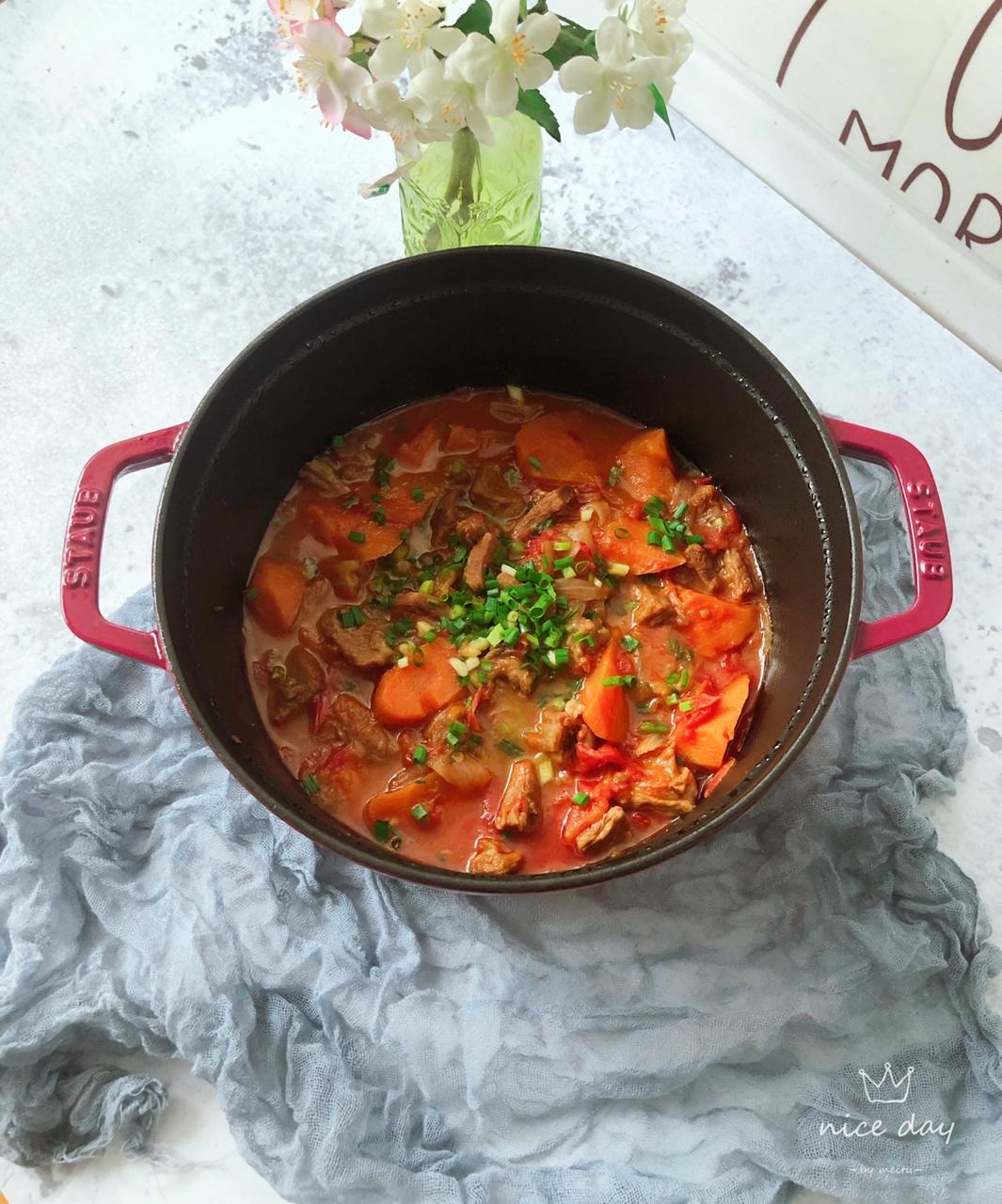 番茄土豆炖牛腩