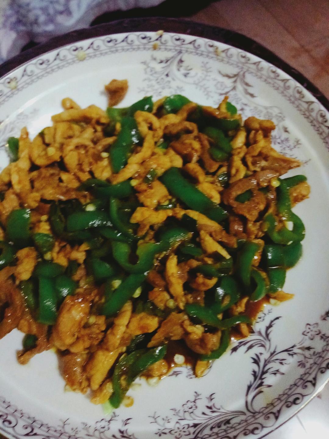 青椒炒肉丝