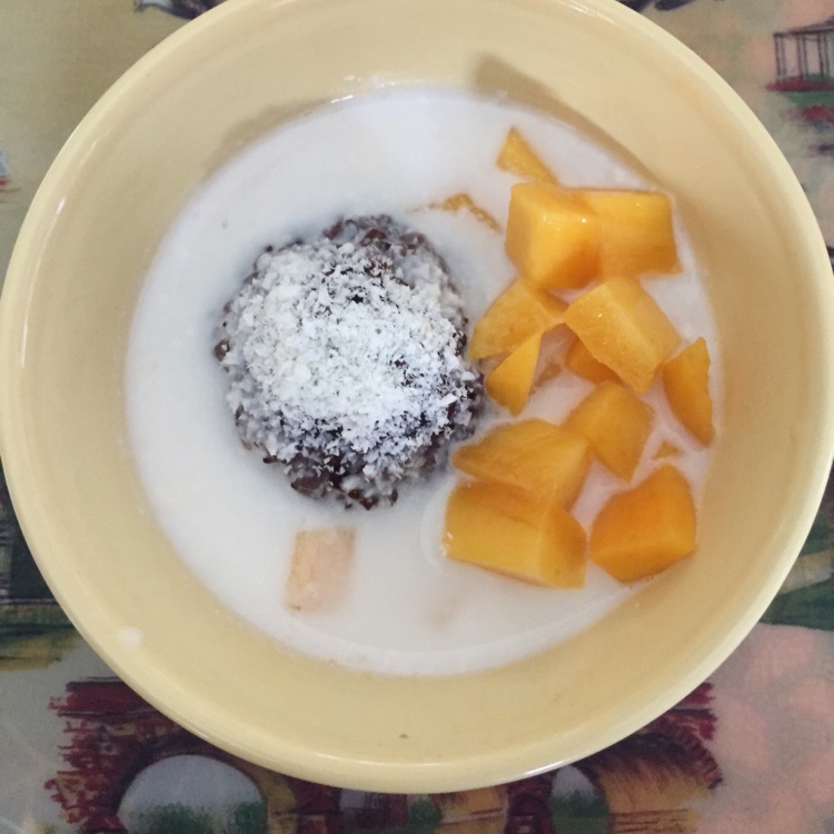 芒果黑米捞