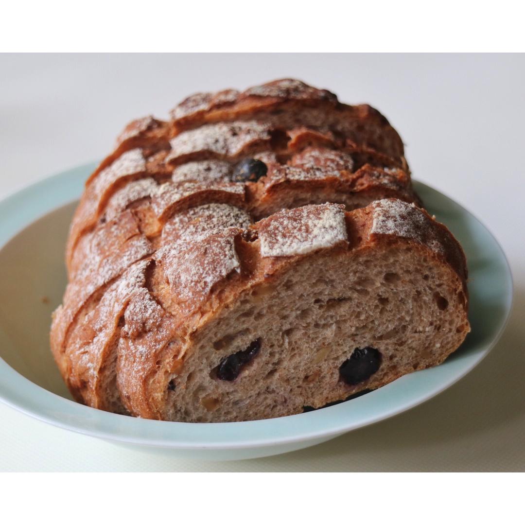 全麦核桃蔓越莓欧包（附整形详细手法）