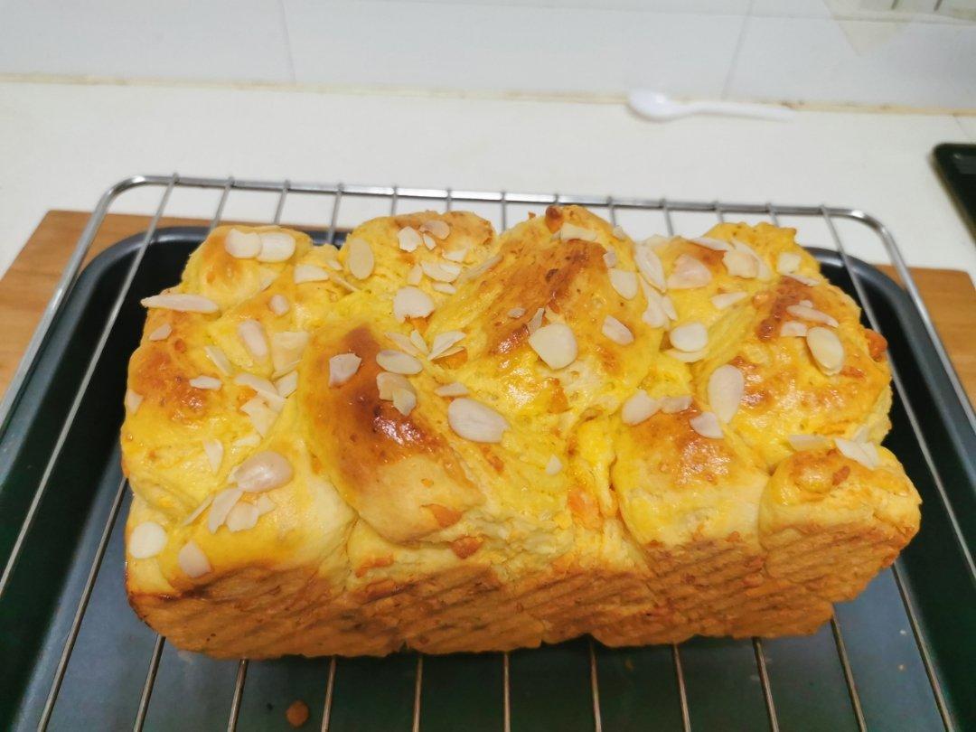 椰蓉吐司面包 Coconut Loaf