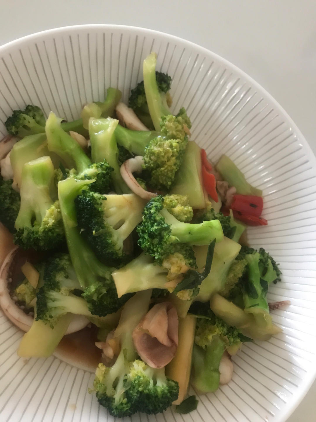 西兰花炒鲜鱿