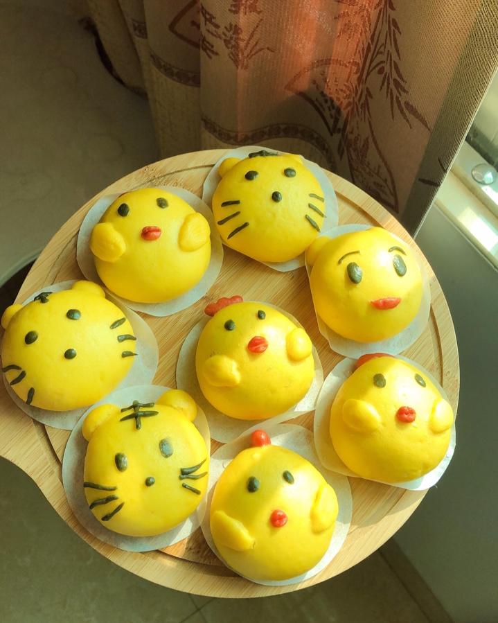 维尼小熊卡通馒头（南瓜馒头）