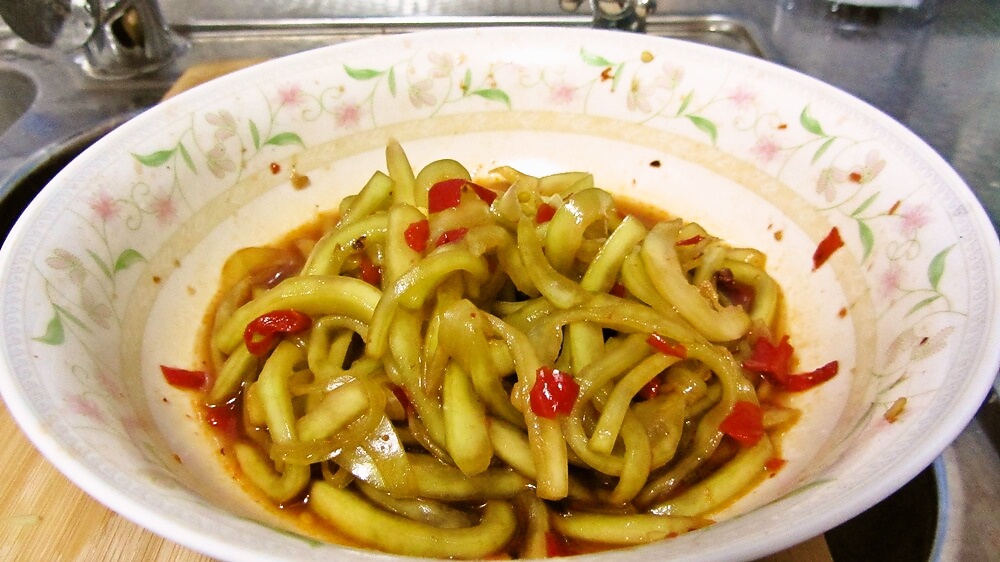 凉拌西瓜皮