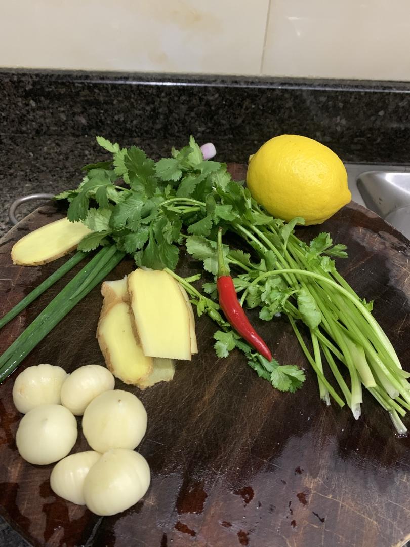 柠檬鸡爪