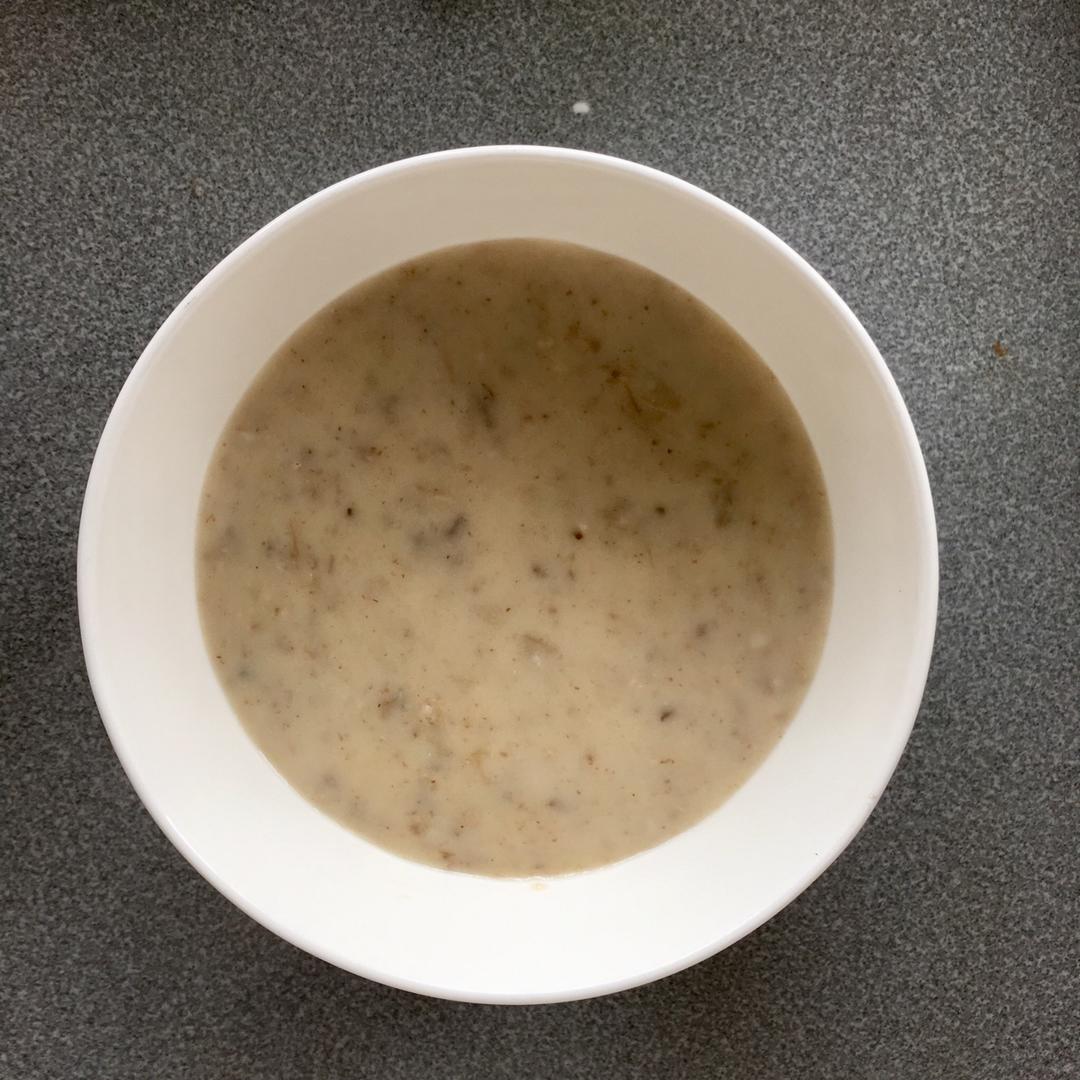 鸡茸奶油蘑菇汤