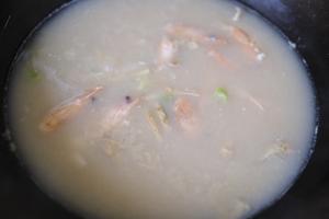 低卡快手 鲜美鲜虾白玉菇（海鲜菇）汤的做法 步骤9