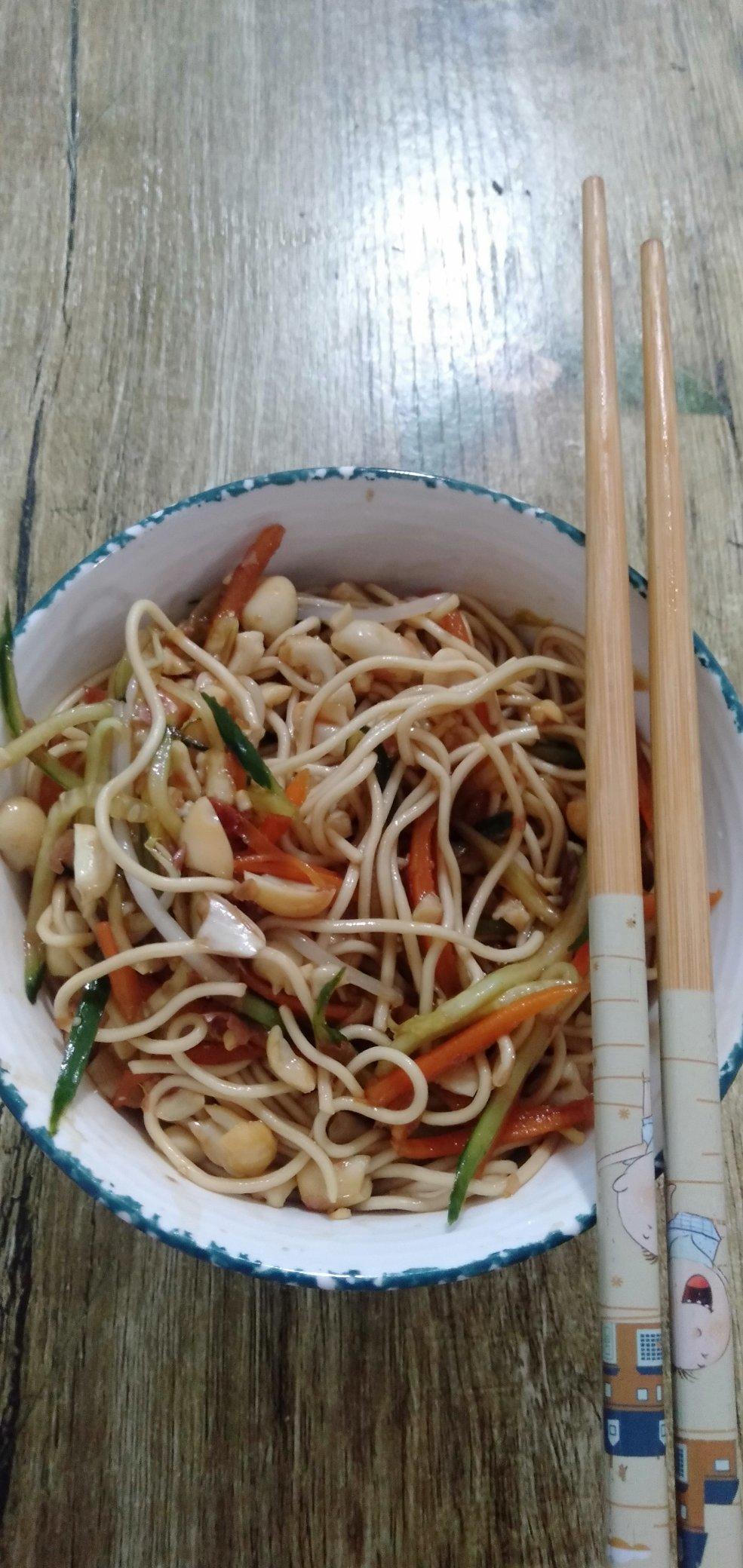 姥姥的爽口凉面！（干拌挂面）