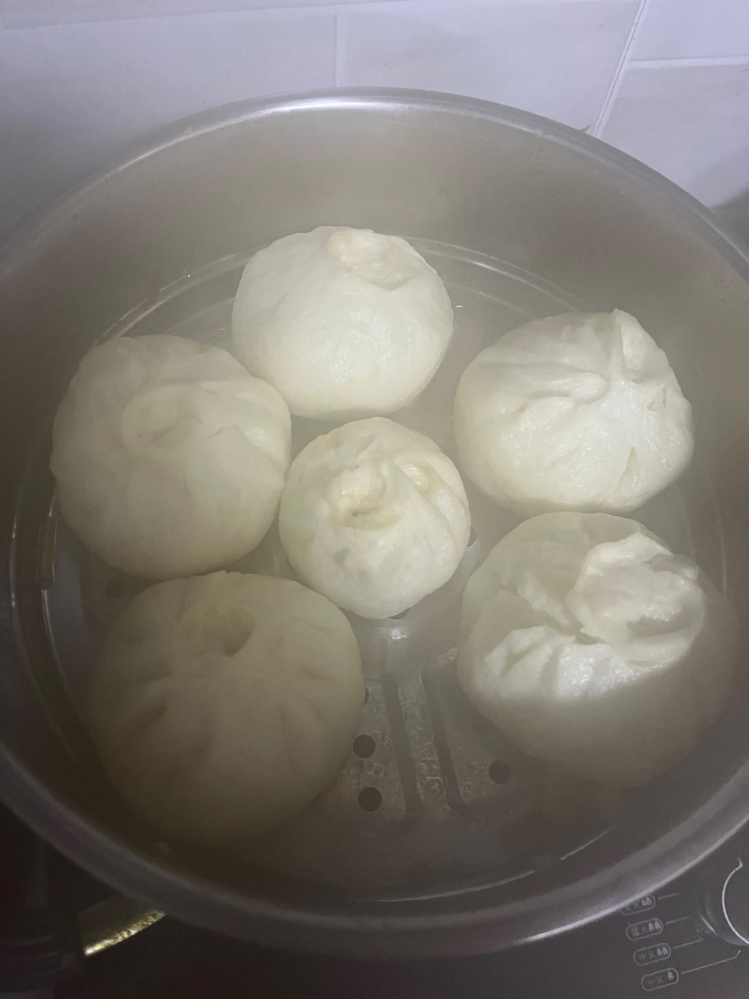 手把手教你做包子 详解（附擀皮及包子收口视频）