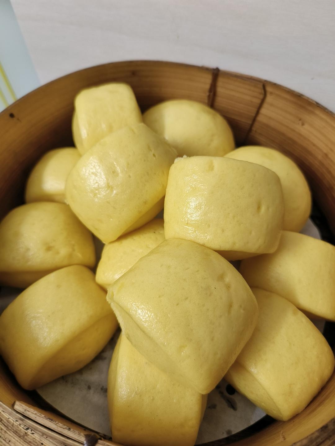 新手也可以--详解如何做出人见人爱、金黄的南瓜馒头