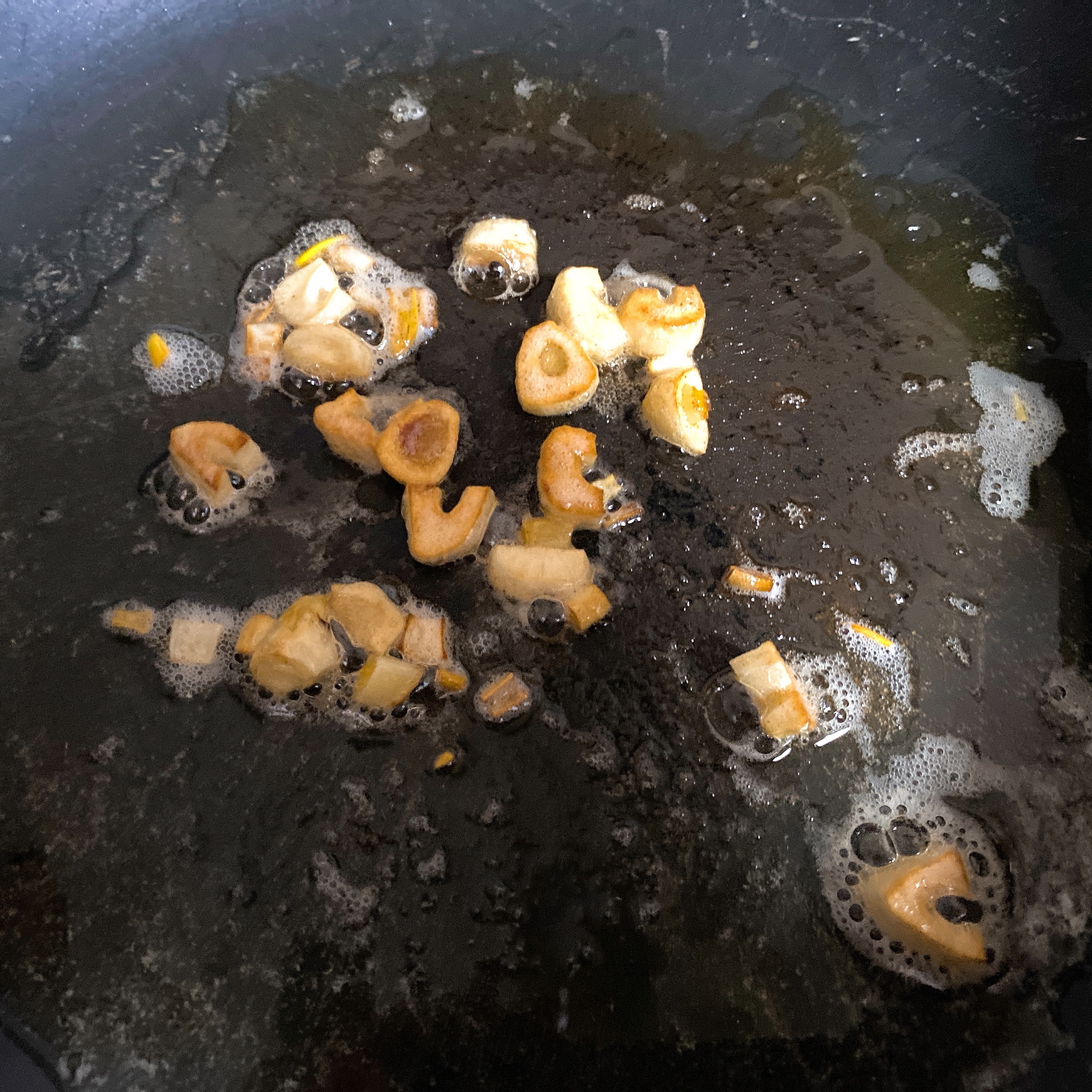 蒜香黄油香菇素鲍的做法 步骤6