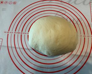 芝士火腿肠仔面包的做法 步骤2