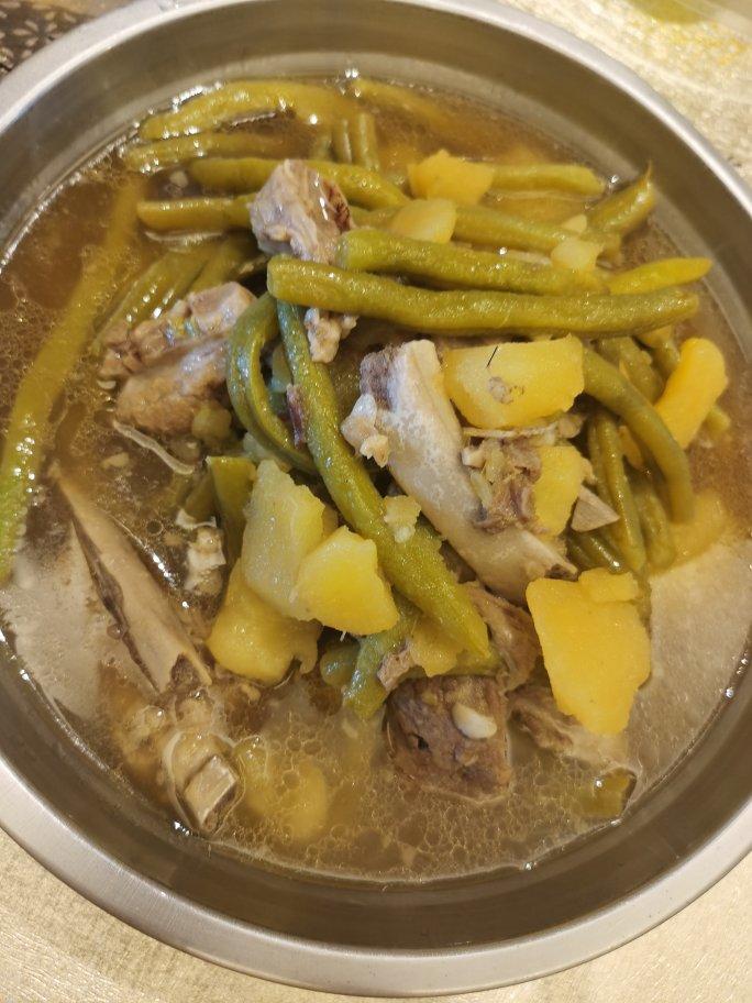 土豆芸豆炖排骨