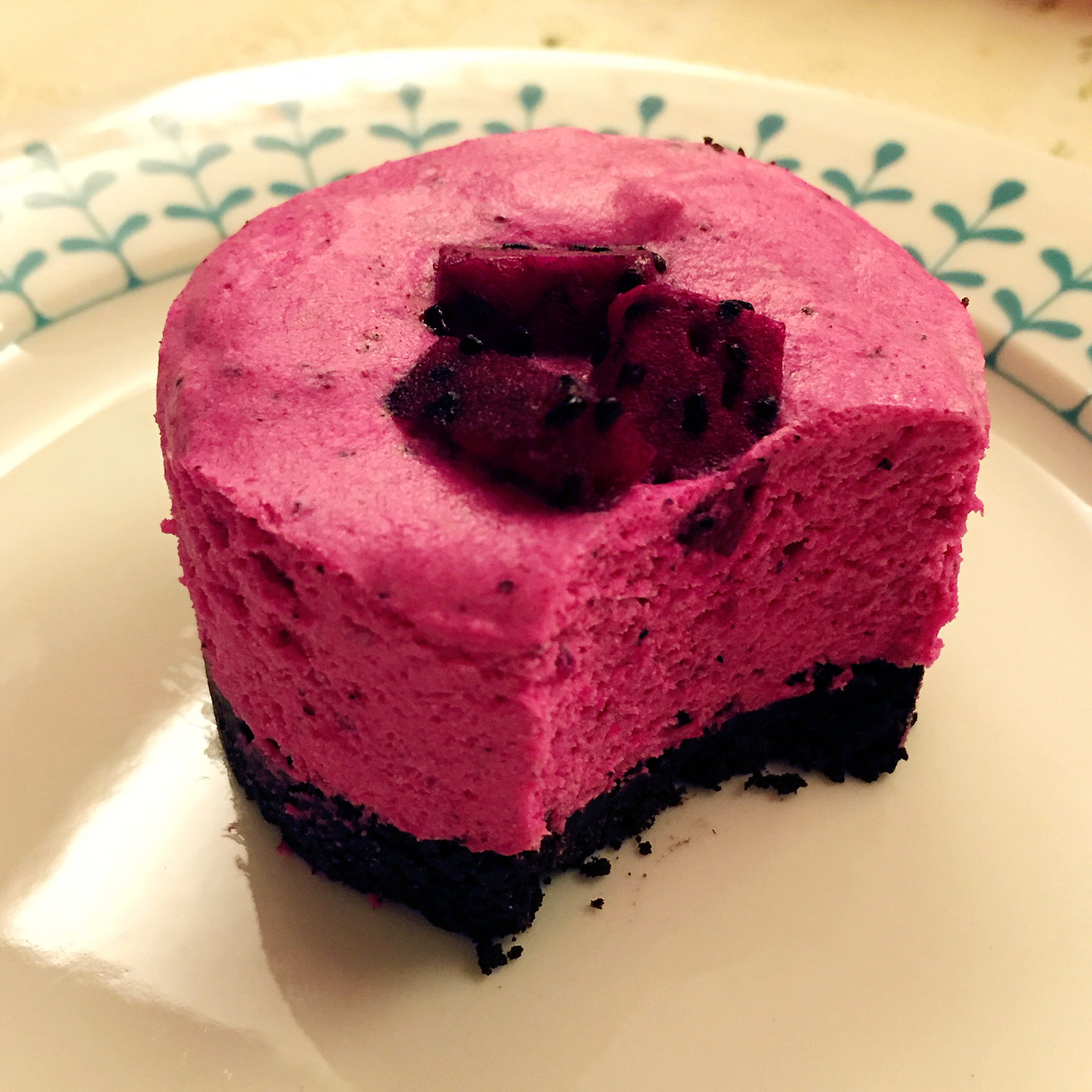 火龙果慕斯（小蛋糕）