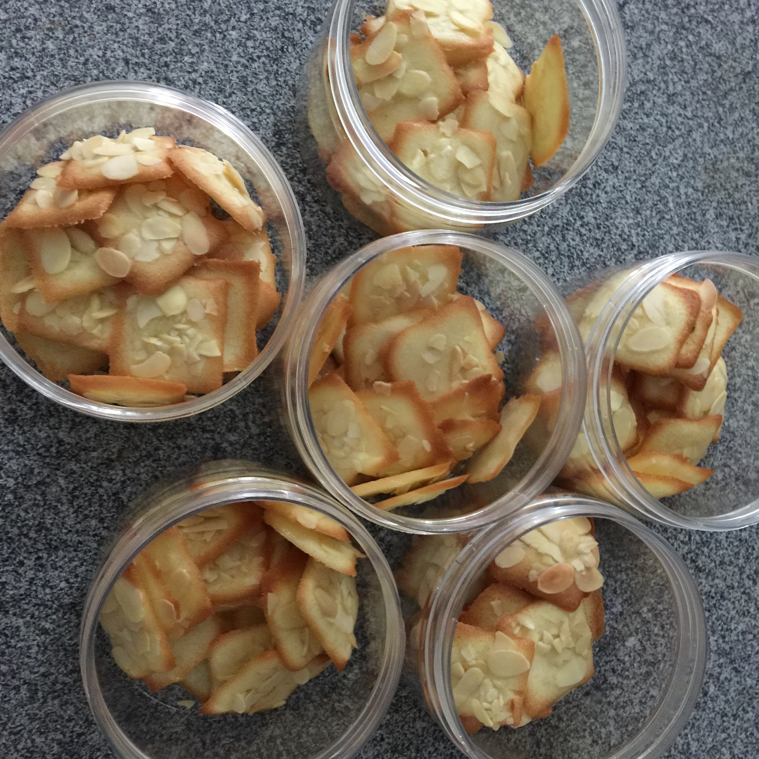 杏仁瓦片酥