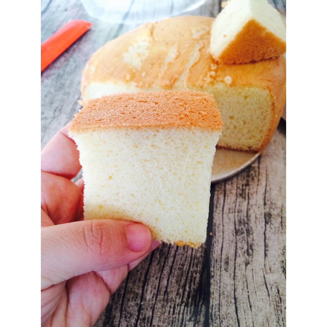 不粘模超完美戚风蛋糕--不塌不缩不开裂