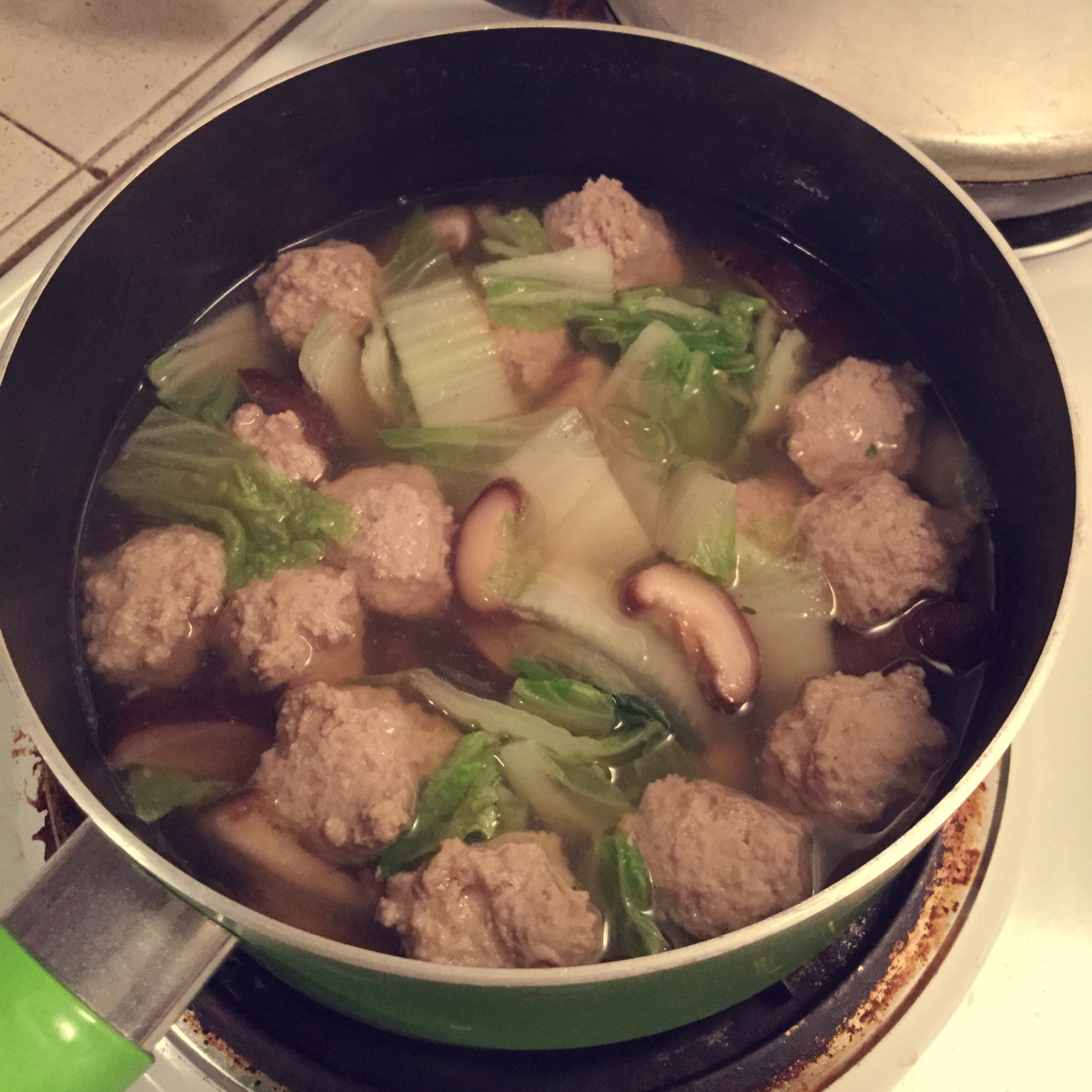 小白菜丸子汤