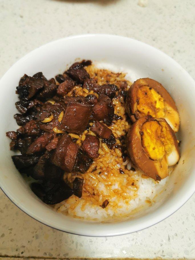 台式卤肉饭