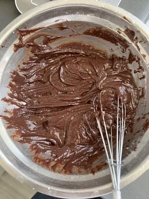 德芙巧克力版戚风蛋糕（无可可粉）的做法 步骤2