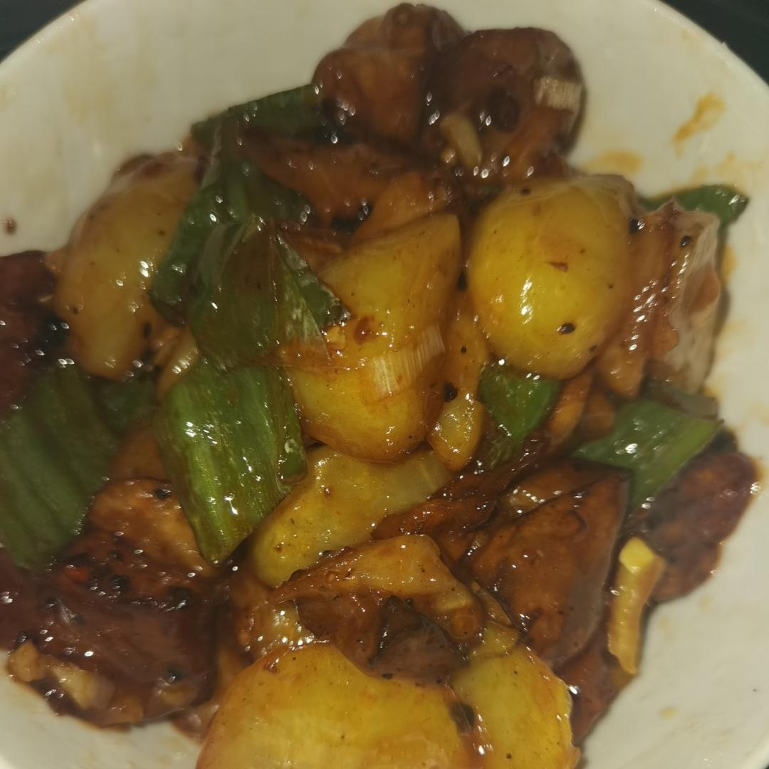 地三鲜（茄子，土豆，青椒）