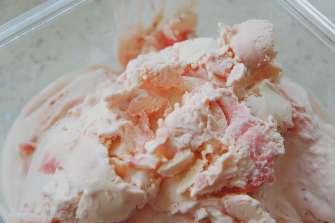 草莓冰淇淋🍓🍦🍨