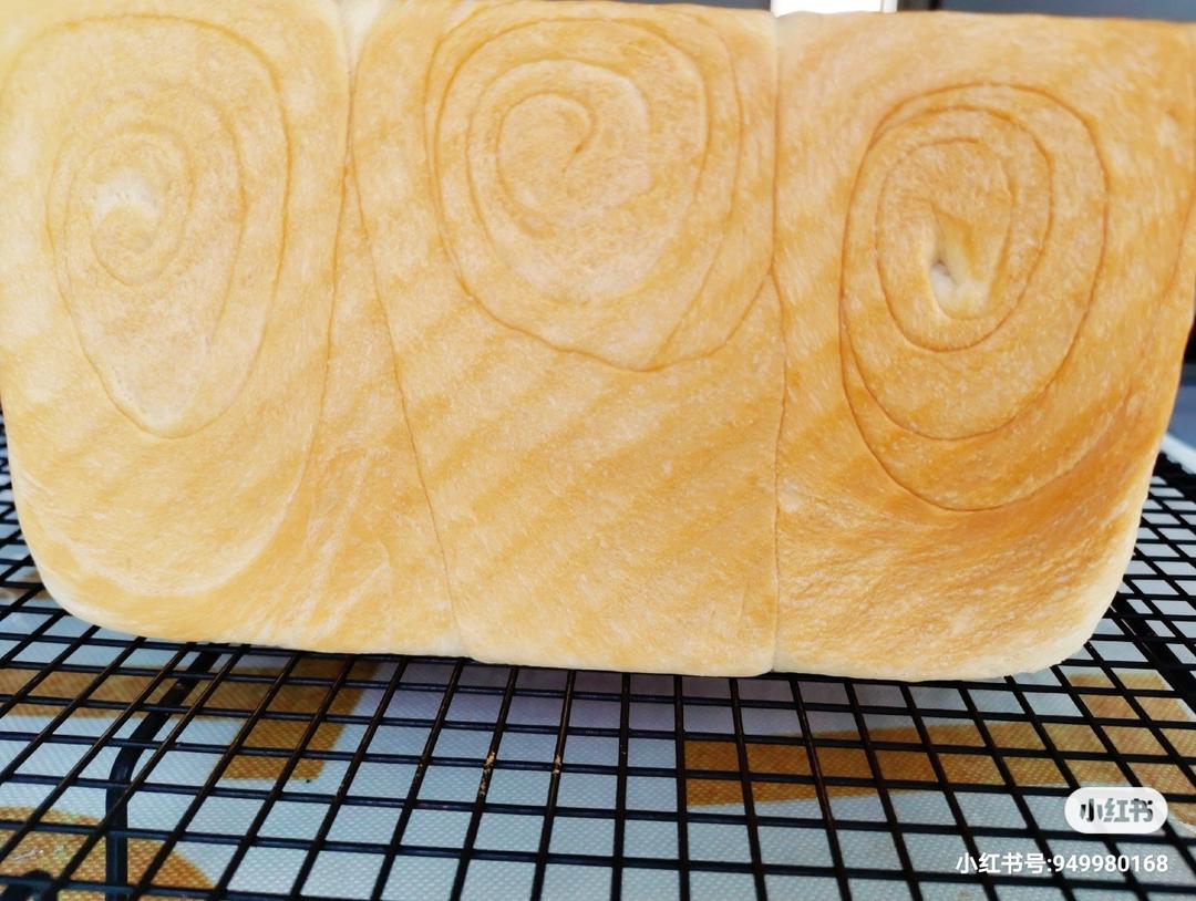 纯奶手撕吐司