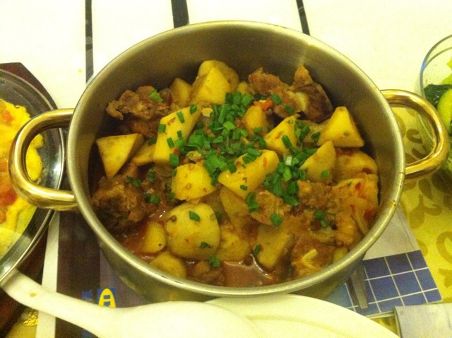 土豆烧排骨